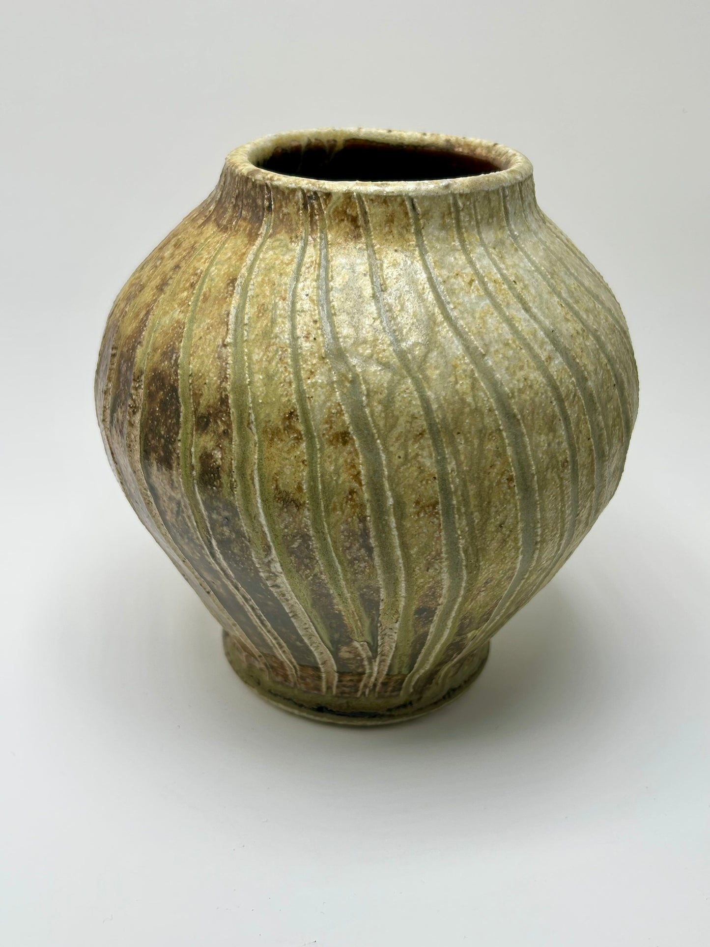 Vase (62)