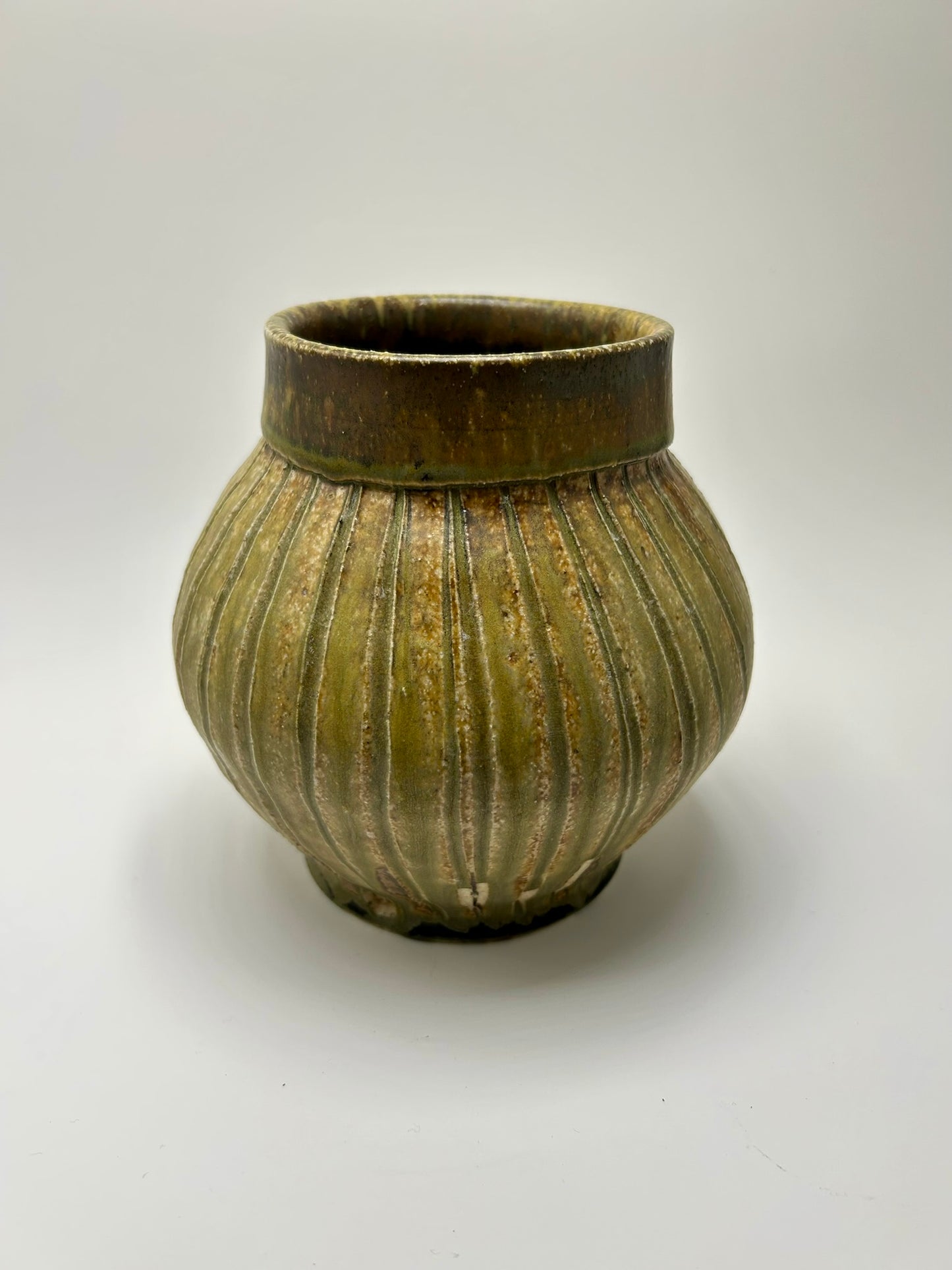 Vase (63)