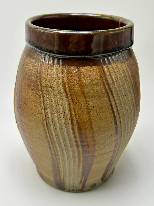 Vase (66)