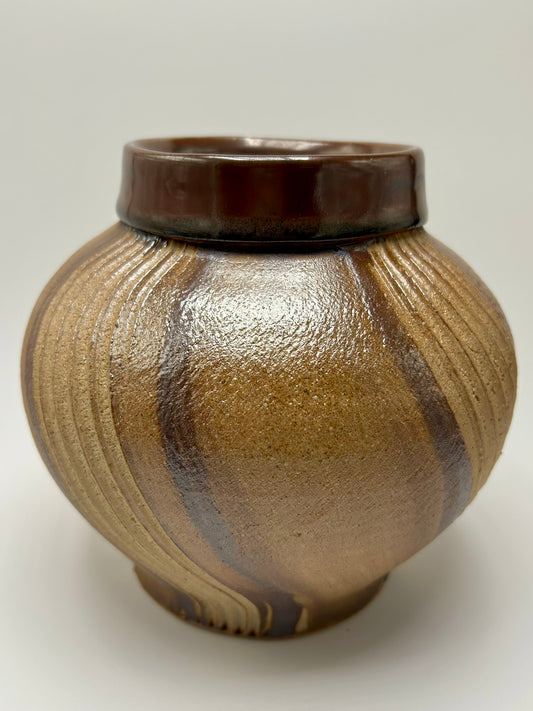 Vase (75)